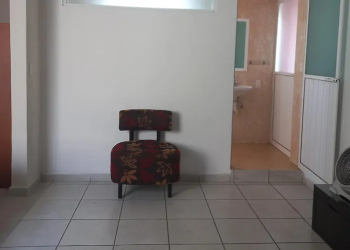 "crown Marquiz, Apartamentos" *