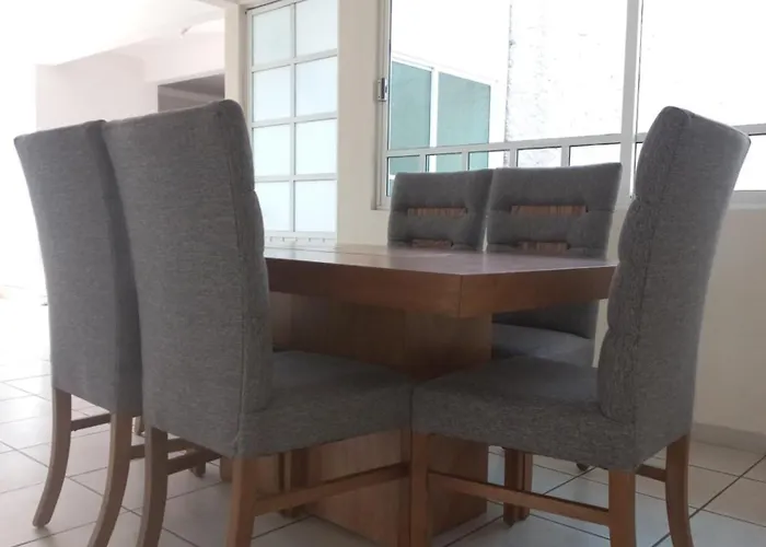 "crown Marquiz, Apartamentos"